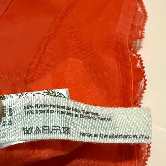 Intimately Free People Bralette Medium Red Lace Plunge Halter Longline Stretch - Picture 8 of 14